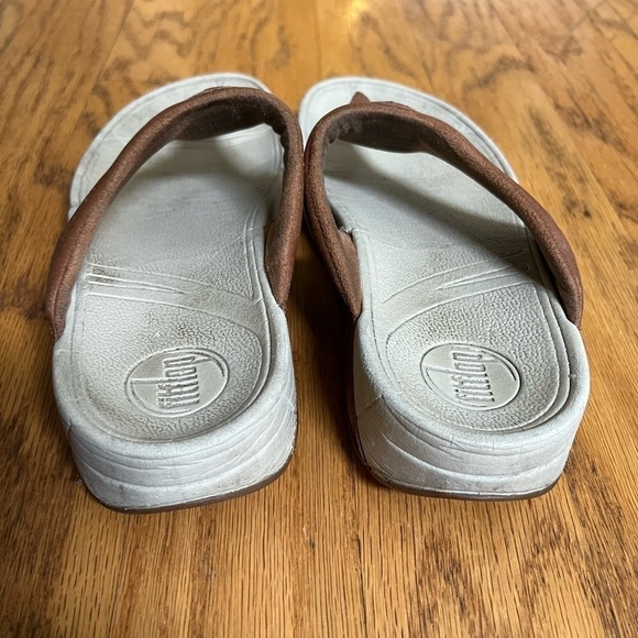 FitFlop Brown Flip Flops Size 8 - Picture 8 of 10